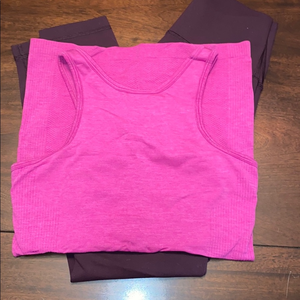 Lululemon Seamlessly Covered Tank
